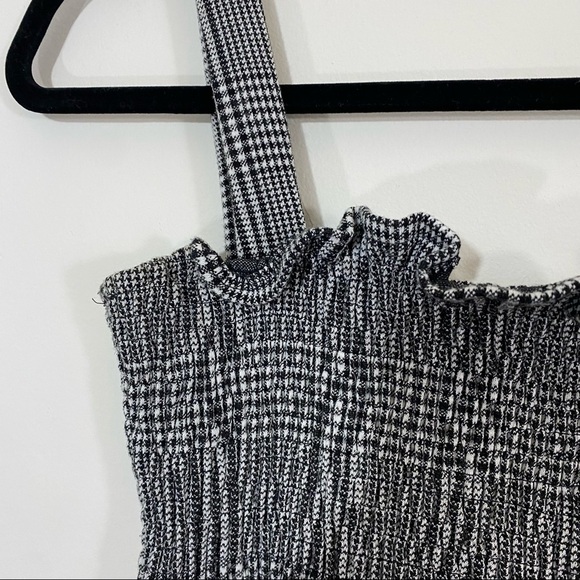 Free People Smocked Crop Top Tank Black White Gingham Plaid Print Cropped Small - Picture 2 of 6